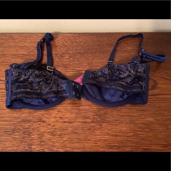 L’Agent by Agent Provocateur Unlined Bra - Picture 2 of 4